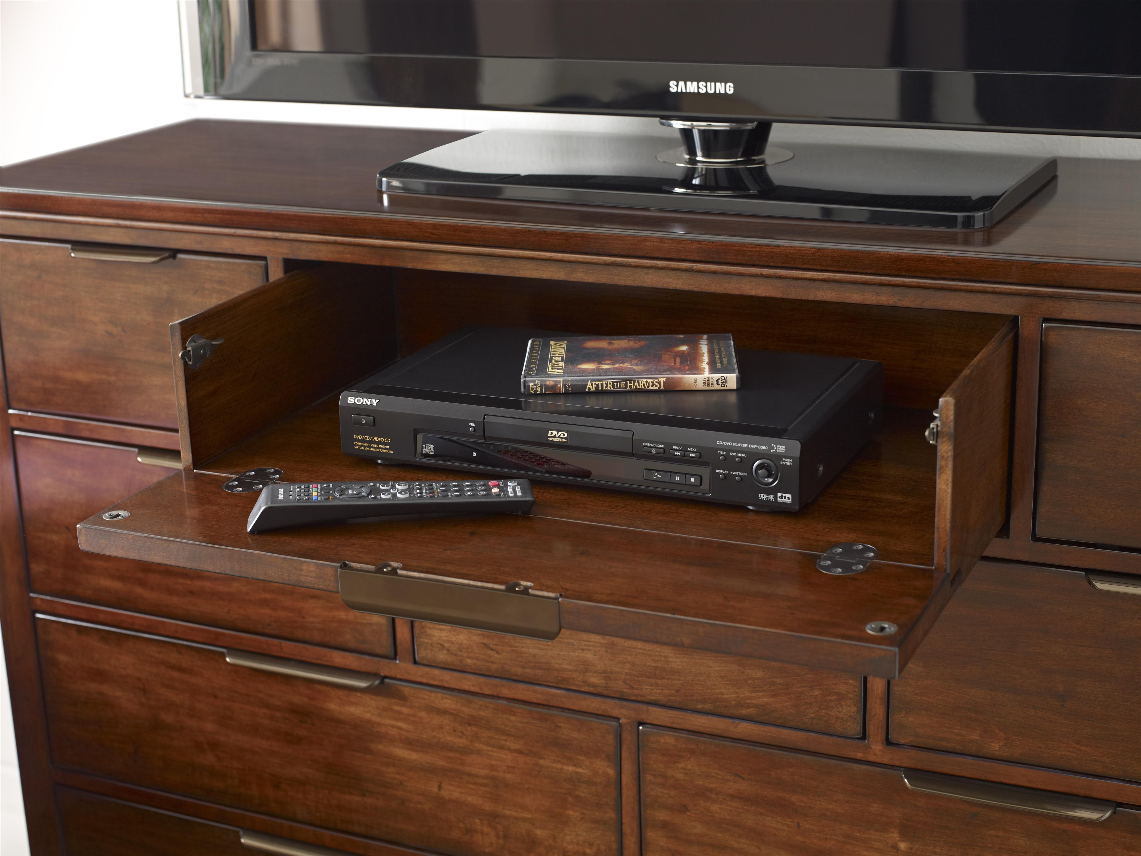 Kincaid Furniture Elise Luccia Bureau