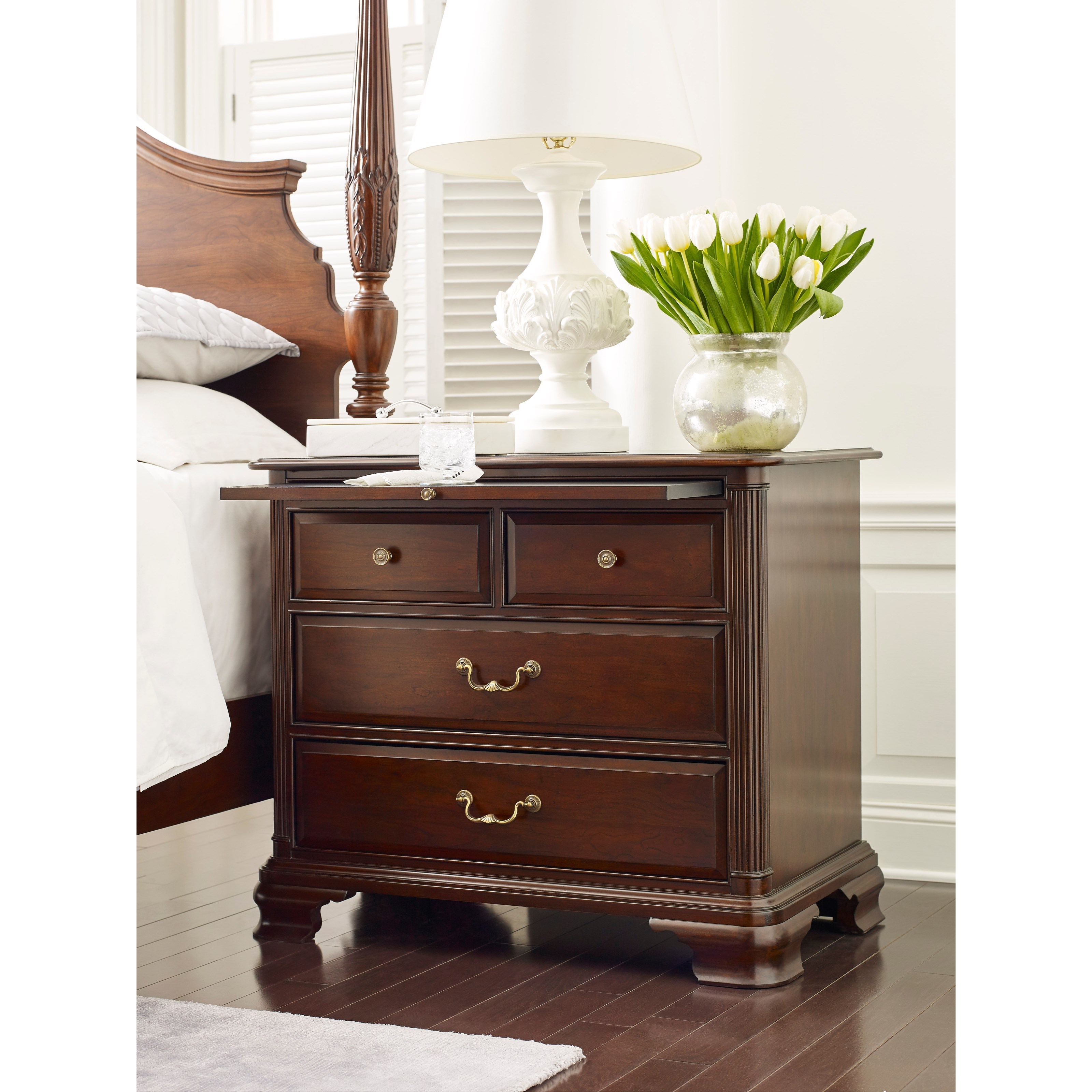 Kincaid Furniture Hadleigh 607-422 Traditional Four Drawer