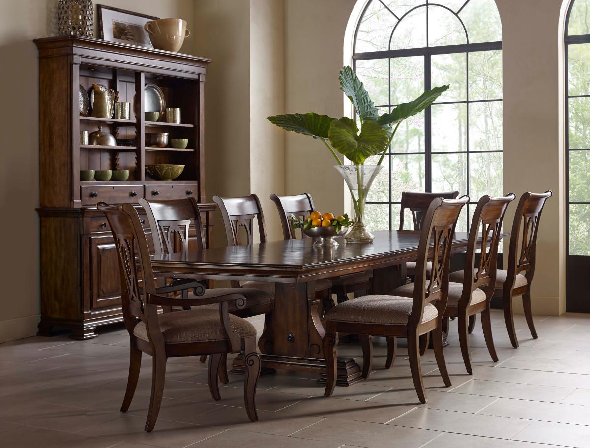 Kincaid portolone dining set clearance