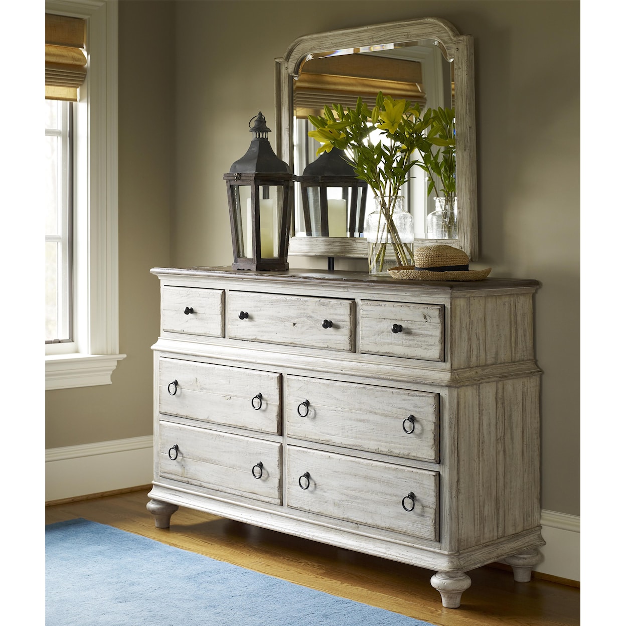 Kincaid Furniture Weatherford Dresser and Mirror Combo