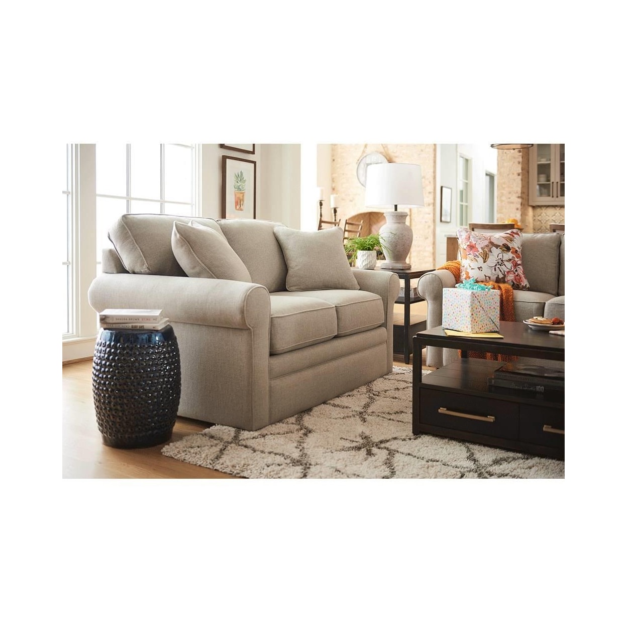 La-Z-Boy Collins 1011021 Collins Loveseat | Johnny Janosik | Loveseats