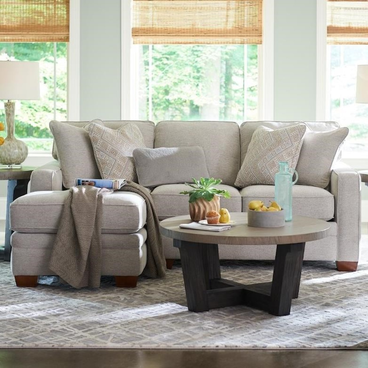 La-Z-Boy Meyer 2-Pc Sectional w/ RAS Chaise