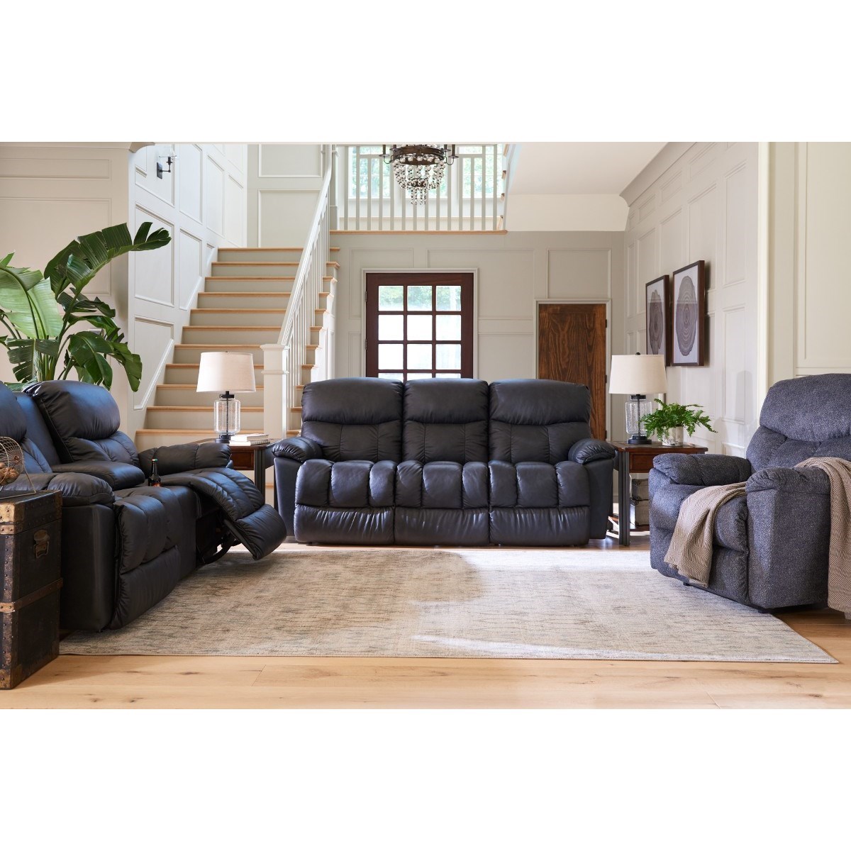 La Z Boy Morrison U44766 LB159387 Casual Power Reclining Sofa with