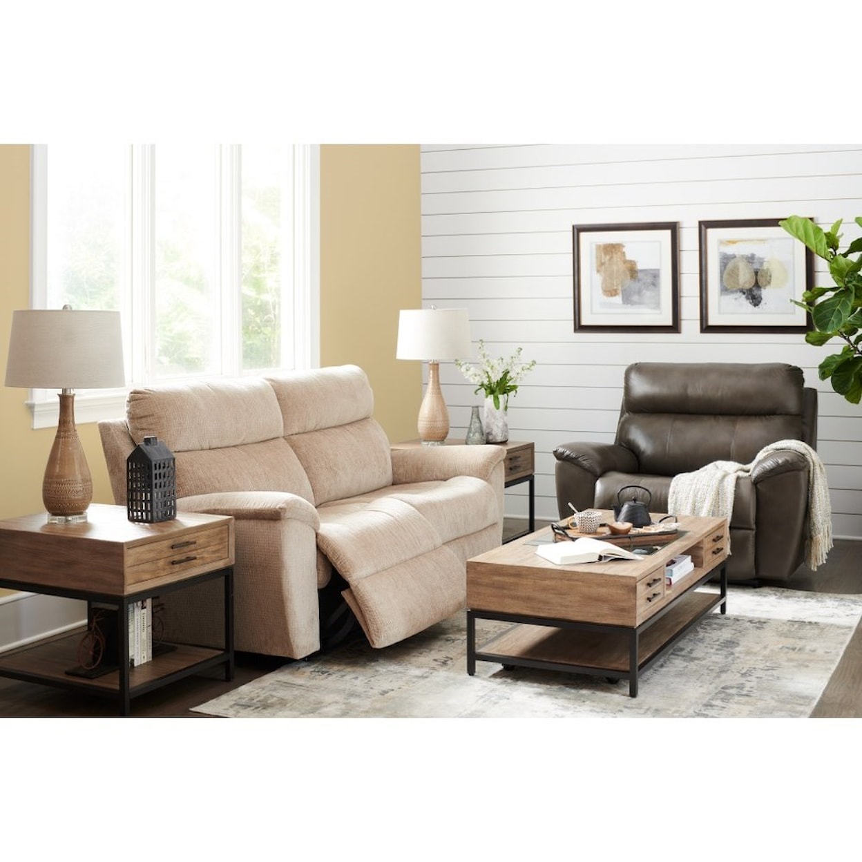 La-Z-Boy Roman 2-Seat Full Reclining Sofa