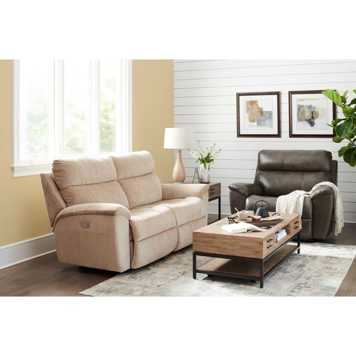 La-Z-Boy Roman 2-Seat Full Reclining Sofa