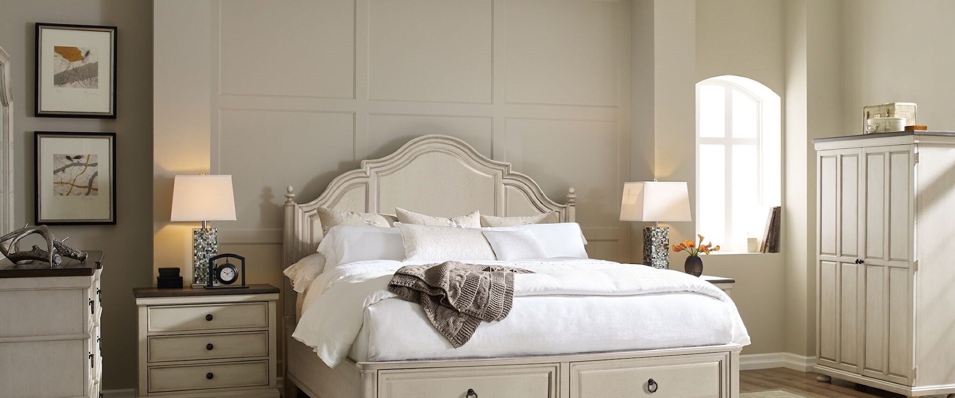 Queen Bedroom Group