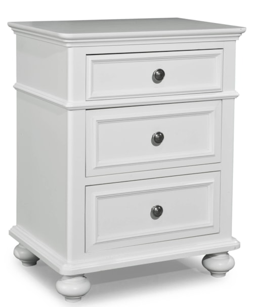Classic Nightstand with 3 Drawers