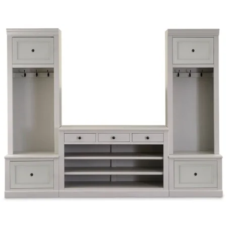 Organizer Wall with Coat Hangers