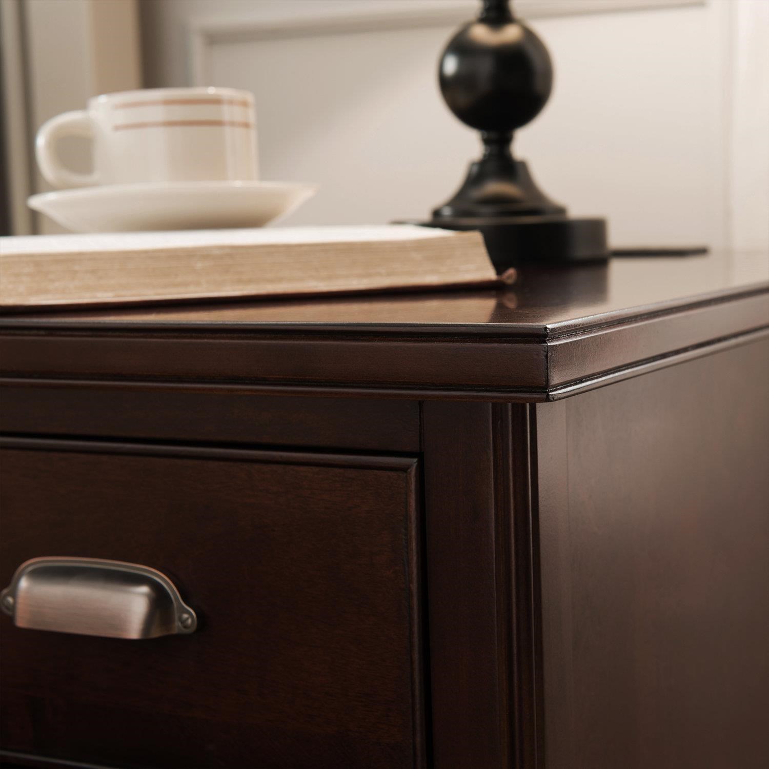 Leick Furniture Laurent 000025648590 End Table with Charging