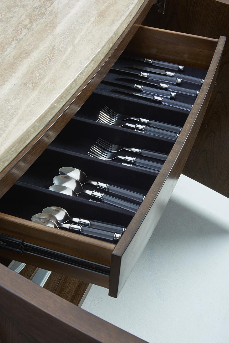 Lexington LAUREL CANYON Mariposa Buffet