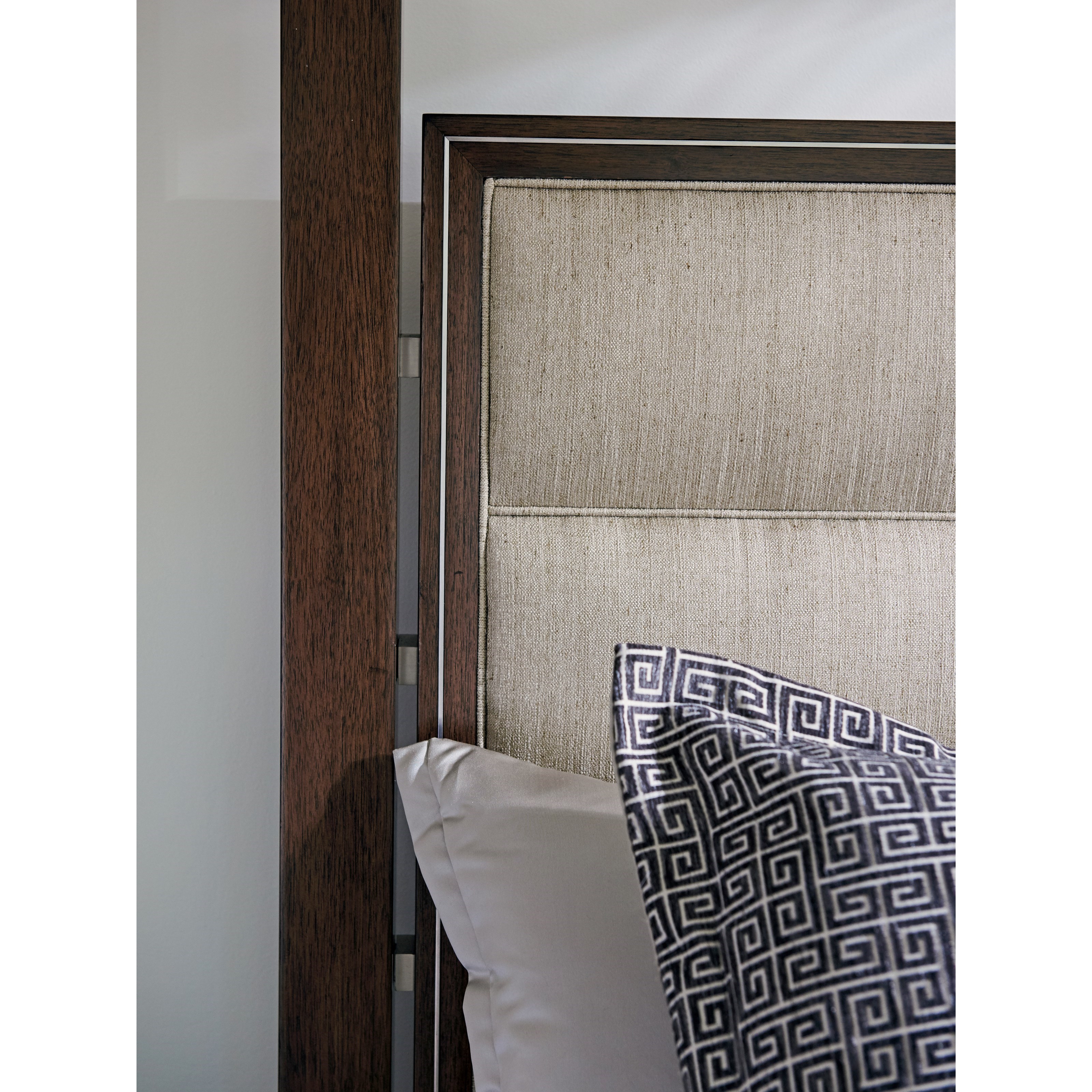 Terranea Queen Poster Bed