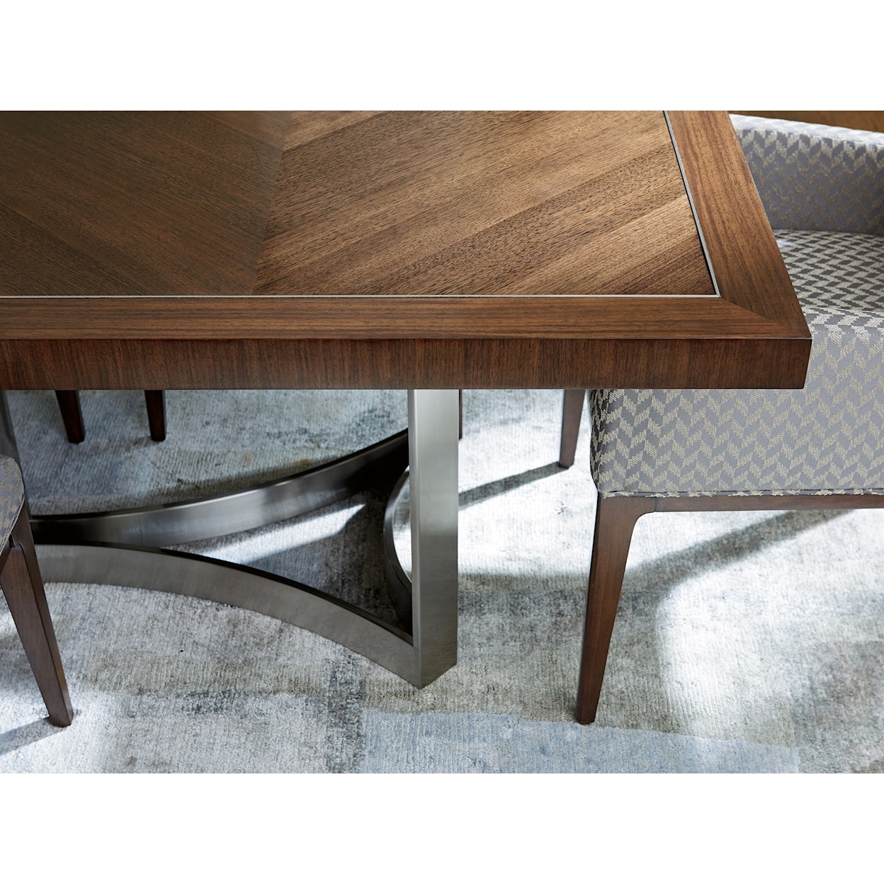 Lexington MacArthur Park Beverly Place Rectangular Dining Table