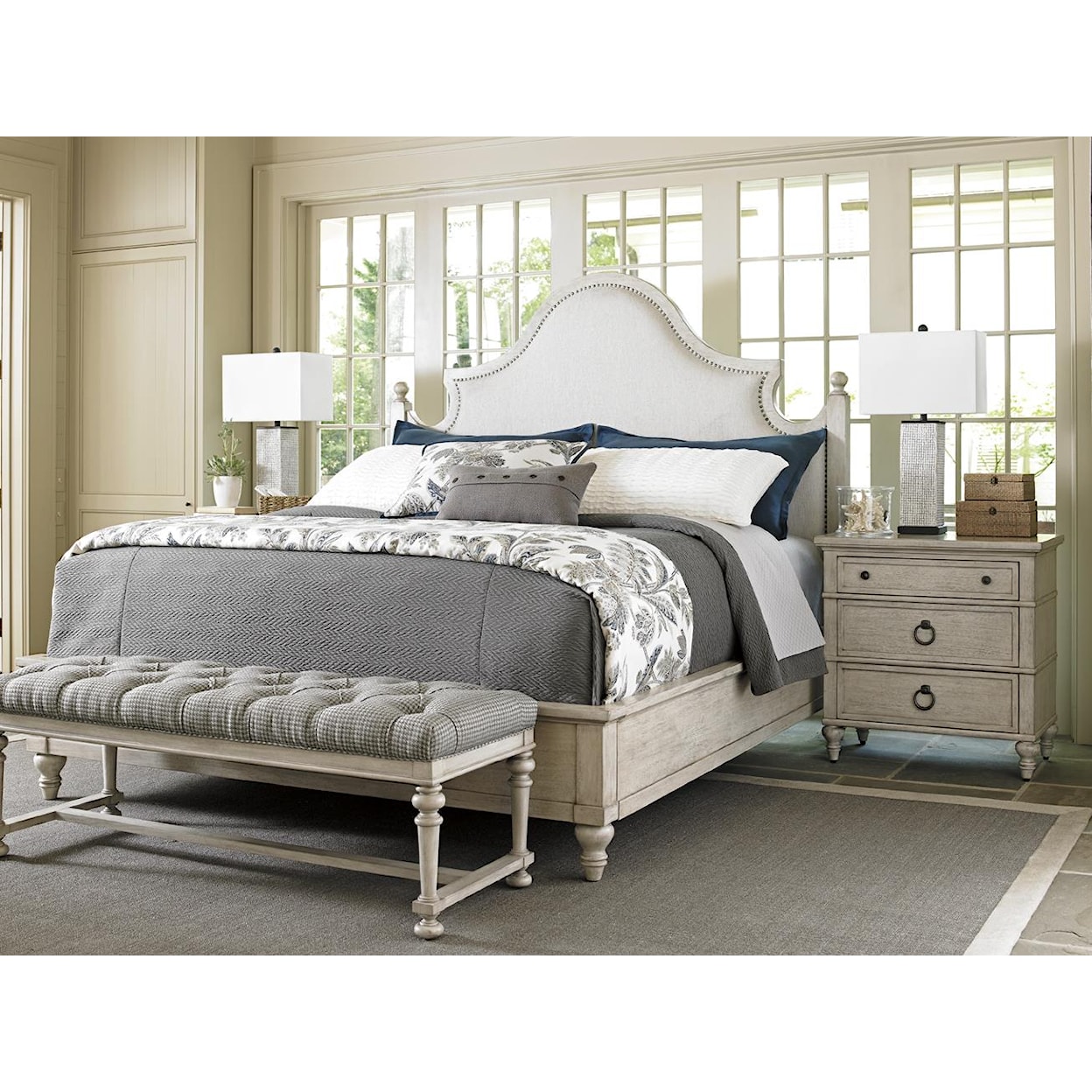 Lexington Oyster Bay ARBOR HILLS UPHOLSTERED HEADBOARD, QUEEN