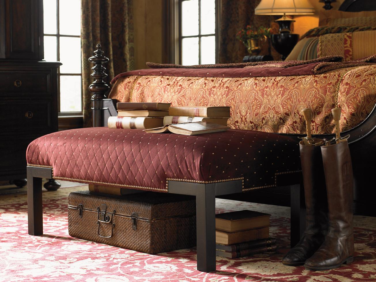 Norfolk Cocktail Ottoman