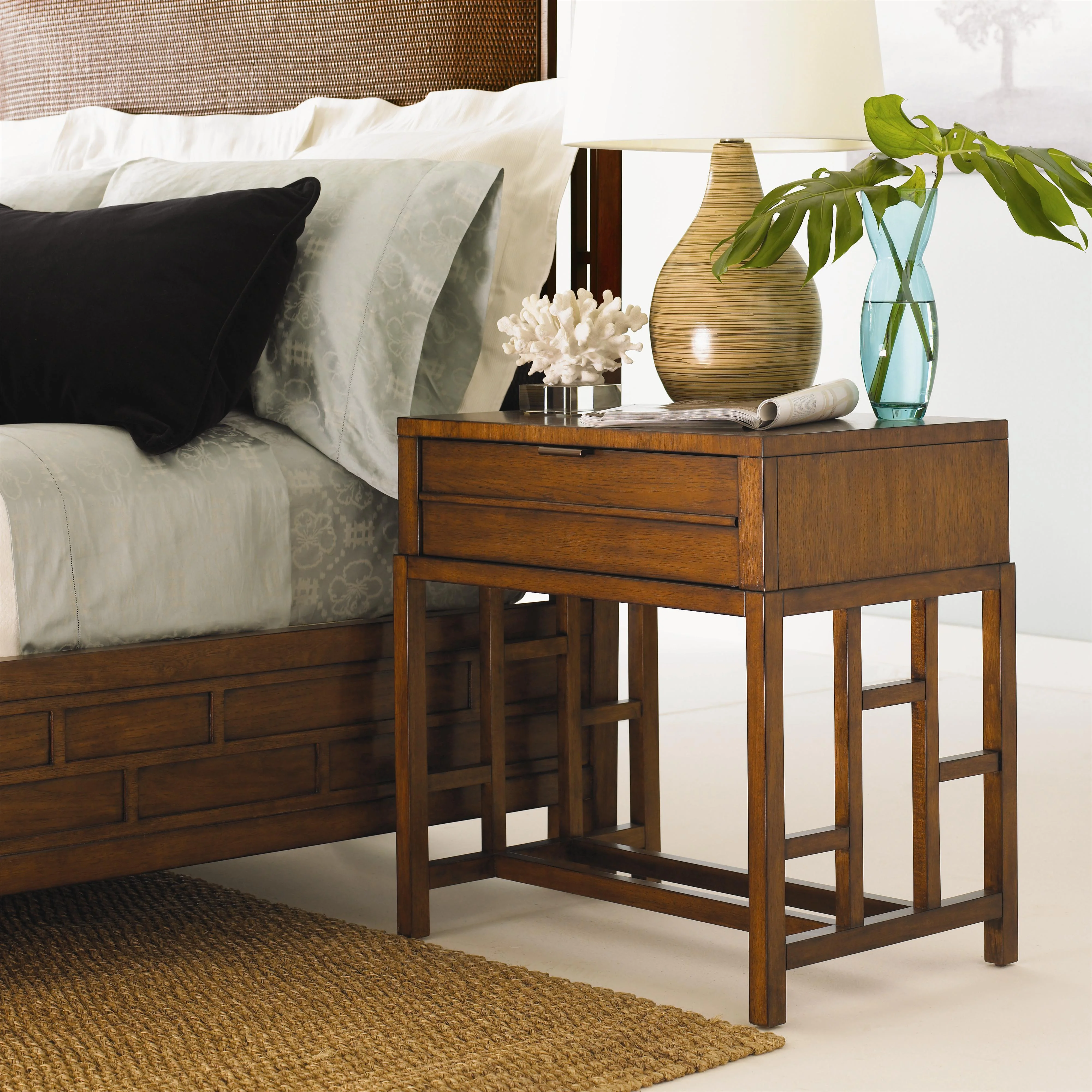 Tommy Bahama Home Ocean Club 772918002 Kaloa Drawer Nightstand