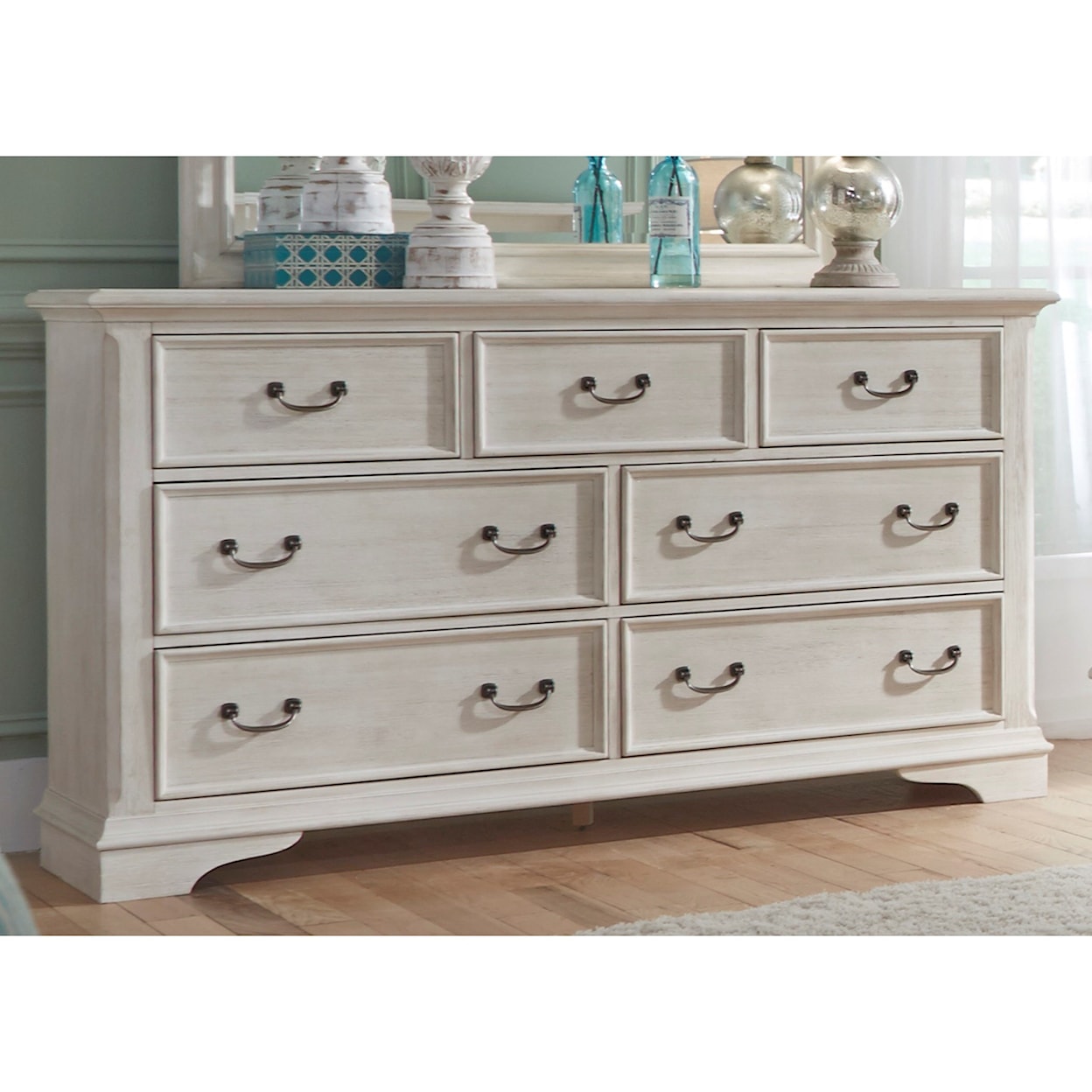 Liberty Furniture Bayside Bedroom 7-Drawer Dresser