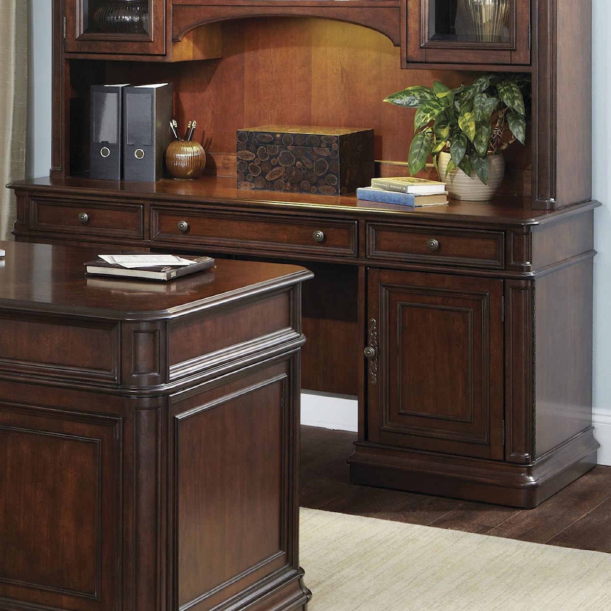 Libby Brayton Manor Jr Executive Credenza