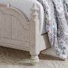 Liberty Furniture Farmhouse Reimagined King Poster Bed