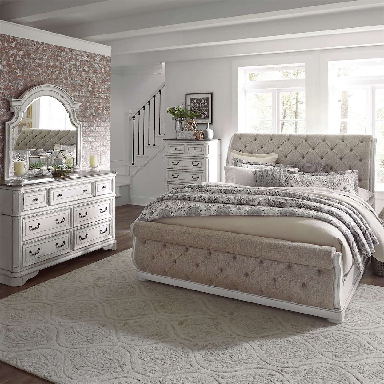 Liberty Furniture Magnolia Manor King Bedroom Group