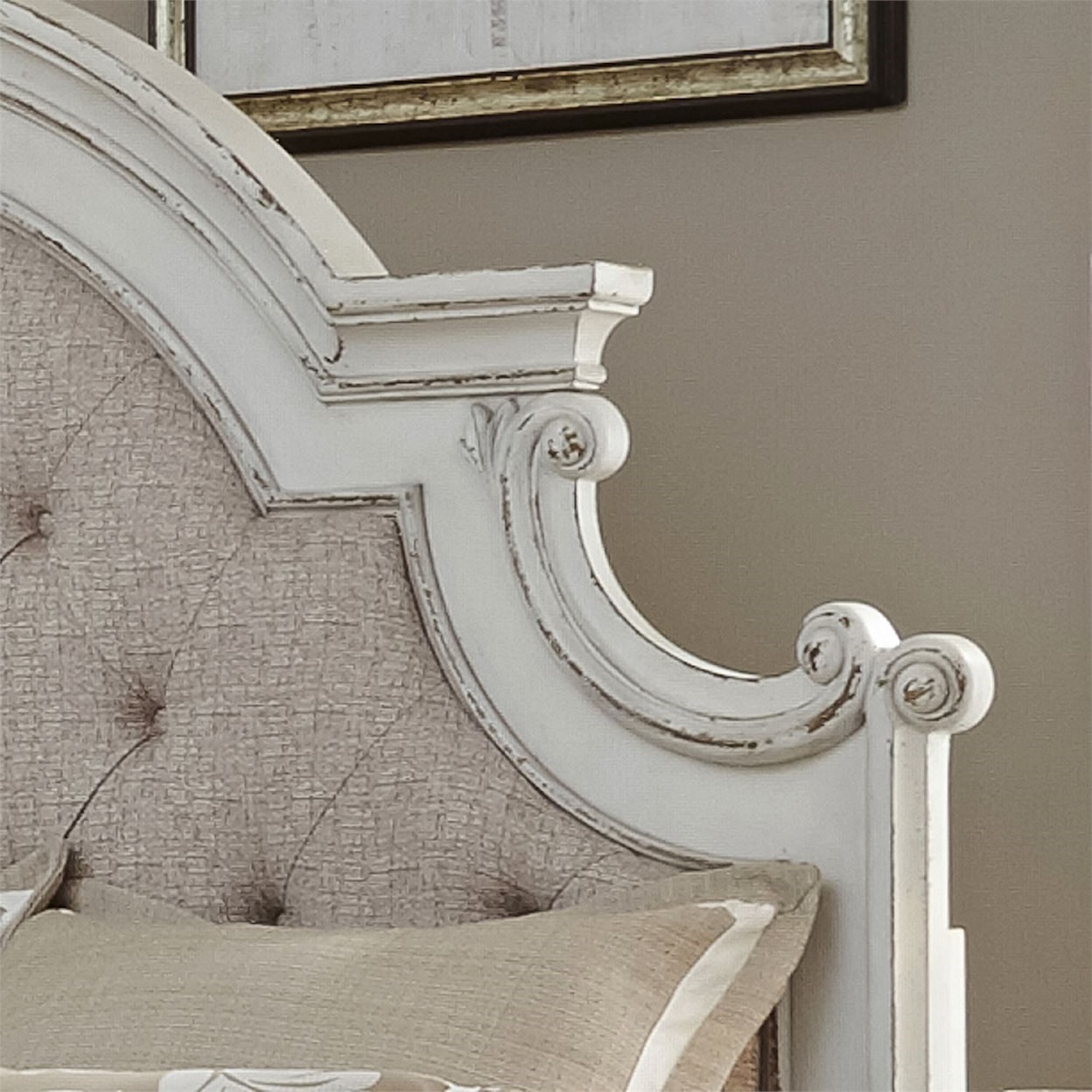 Liberty Furniture Magnolia Manor Queen Upholstered Panel Headboard