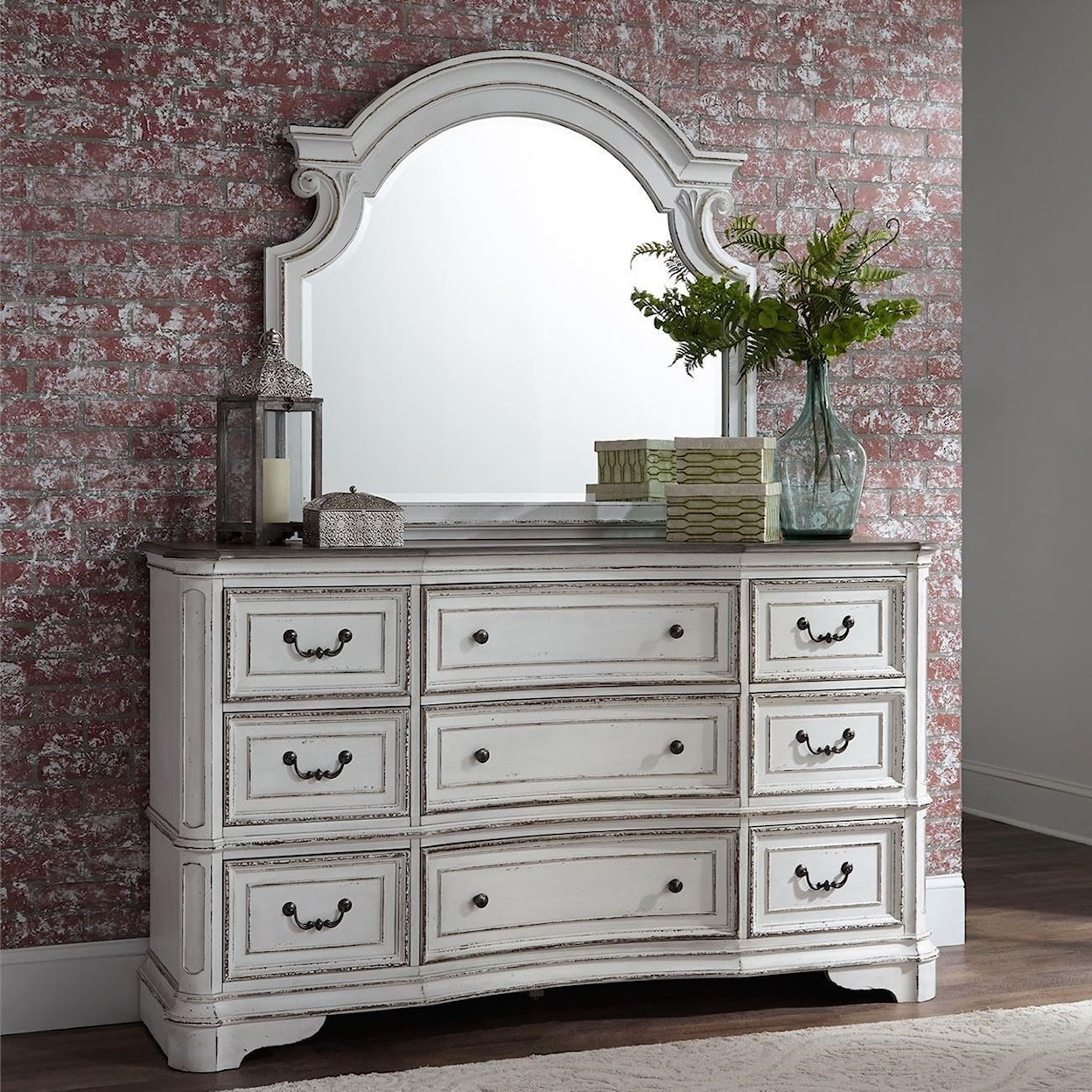 Liberty Furniture Magnolia Manor 9 Drawer Dresser and Mirror