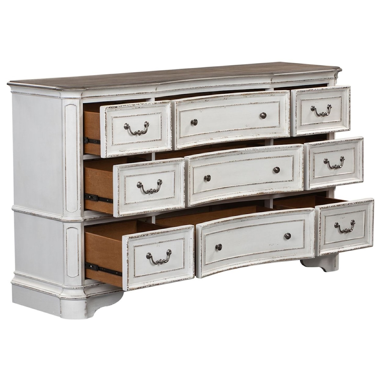 Liberty Furniture Magnolia Manor 9-Drawer Dresser