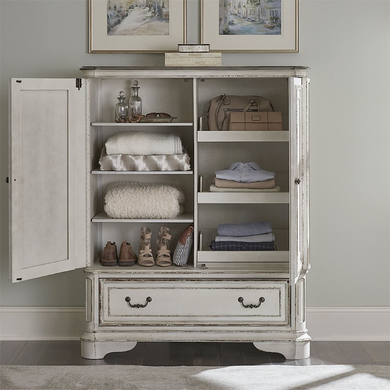 Liberty Furniture Magnolia Manor Door Chest