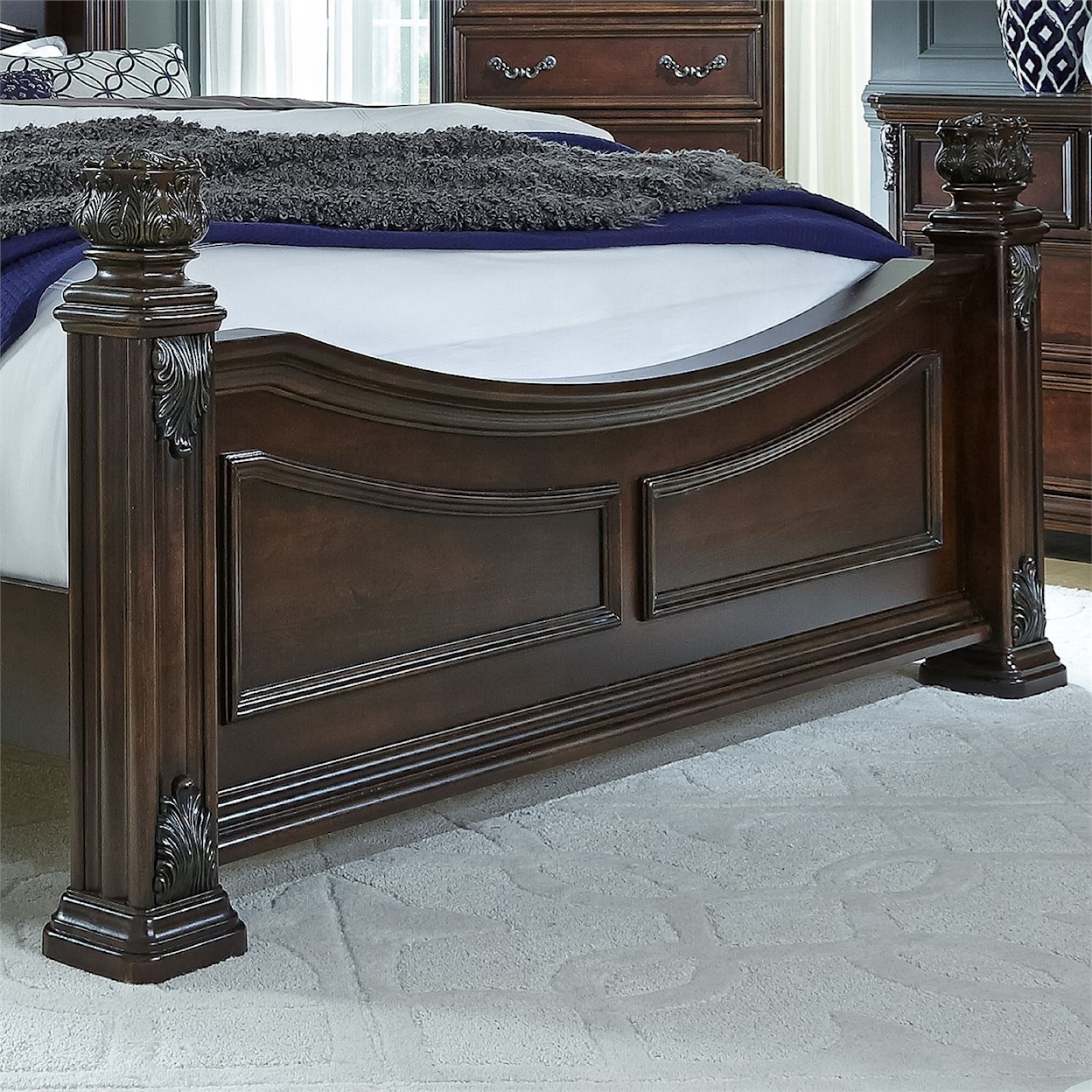 Liberty Furniture Messina Estates Bedroom King Poster Bed