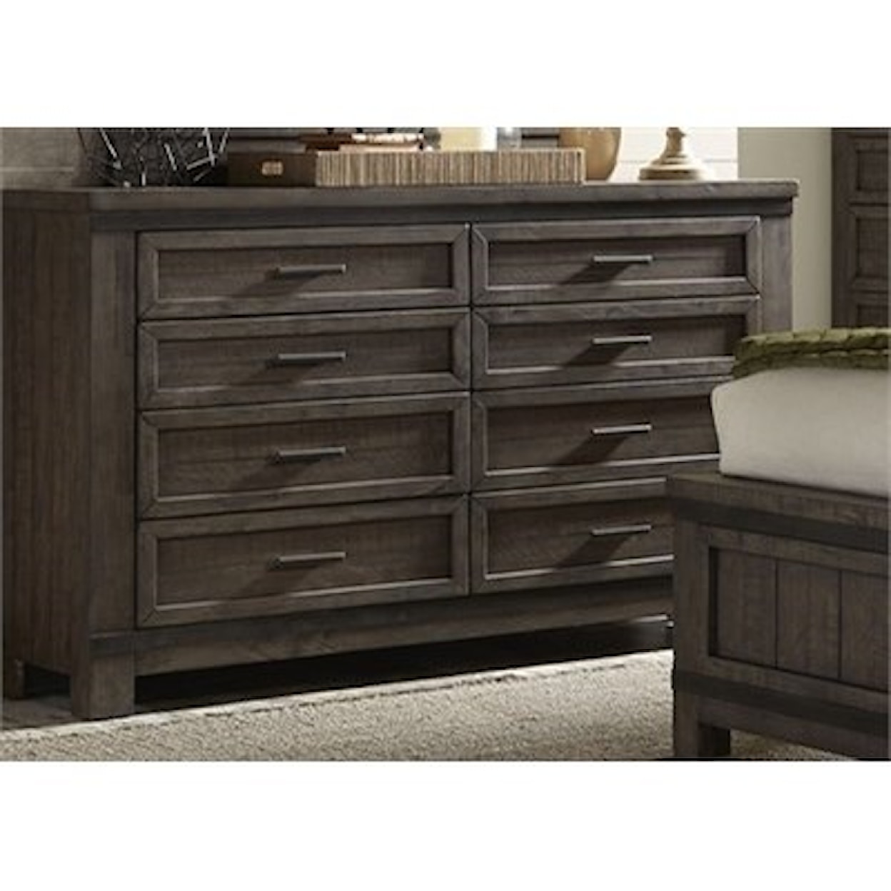 Liberty Furniture Thornwood Hills 8-Drawer Dresser
