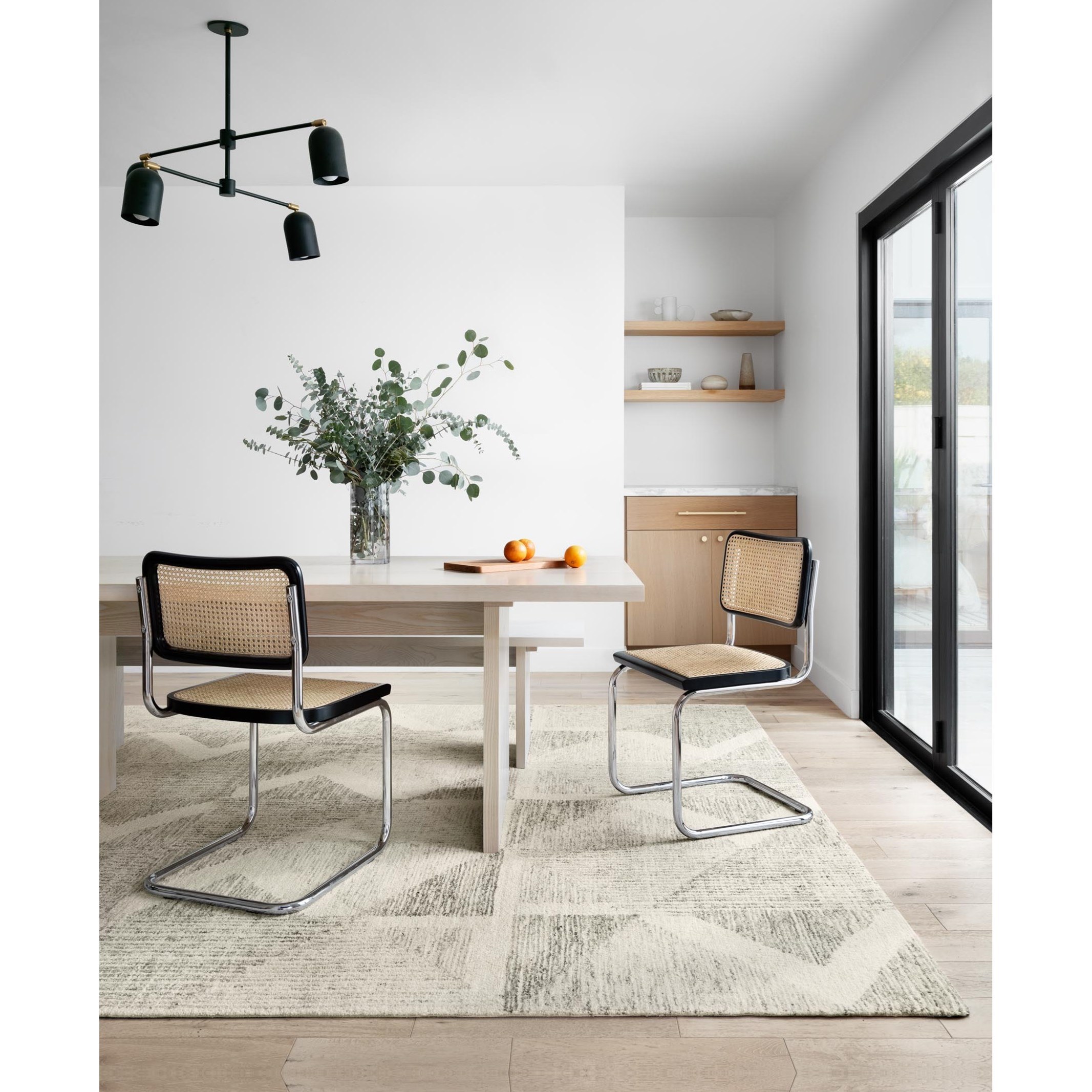 2'6" x 9'9" Lt Grey / Granite Rug