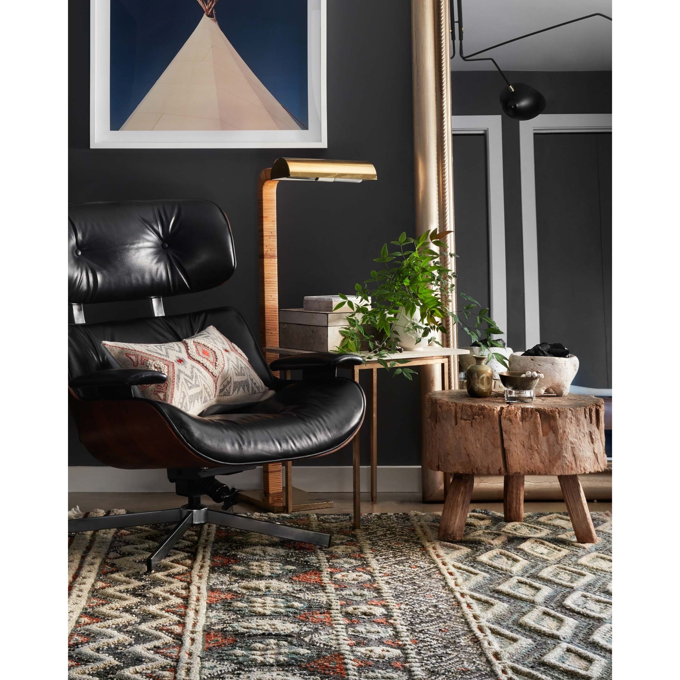 1'6" x 1'6"  Indigo / Sage Rug