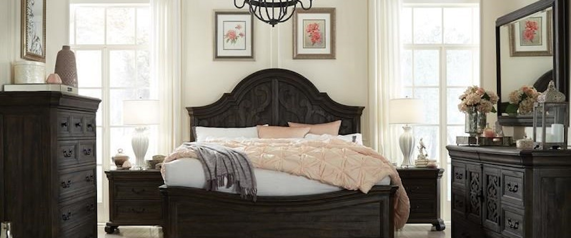 Bedroom Group with Curved Queen Bed and Mirror