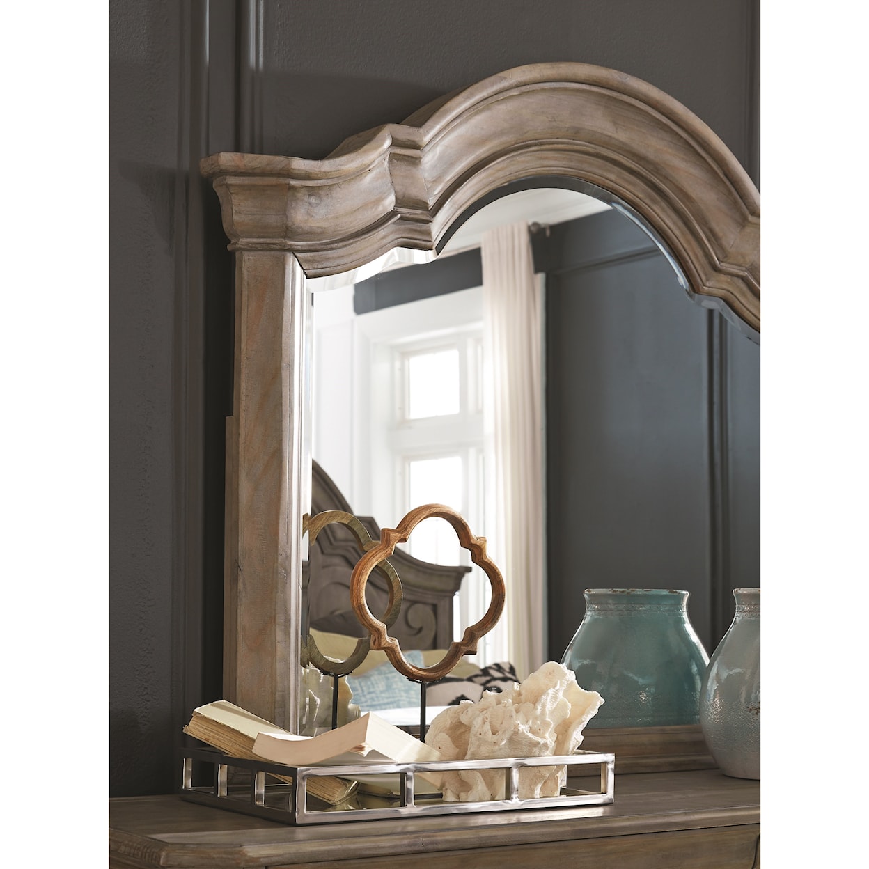 Magnussen Home Tinley Park Bedroom 8-Drawer Dresser & Mirror Set
