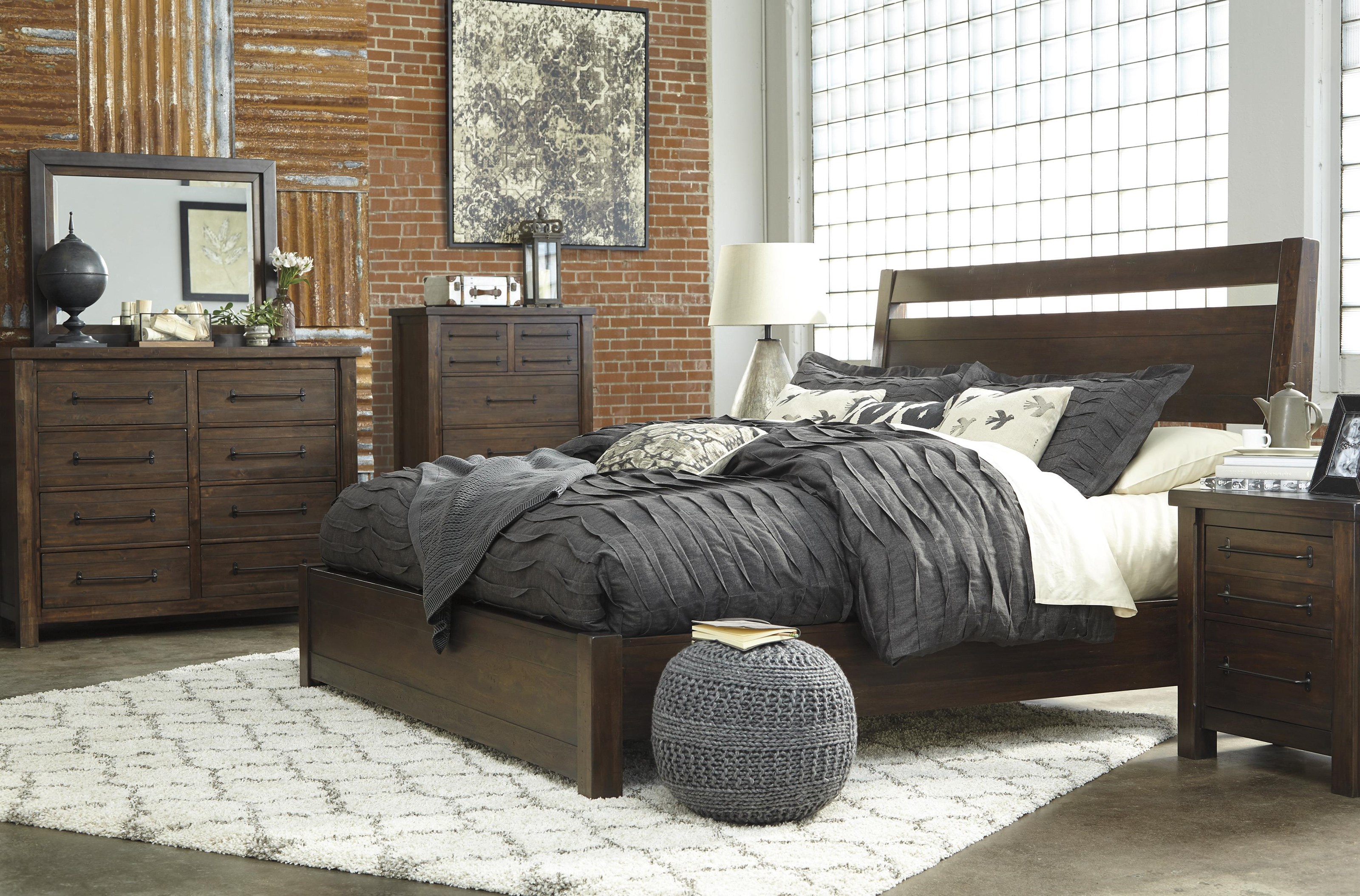 Starmore queen store panel bed
