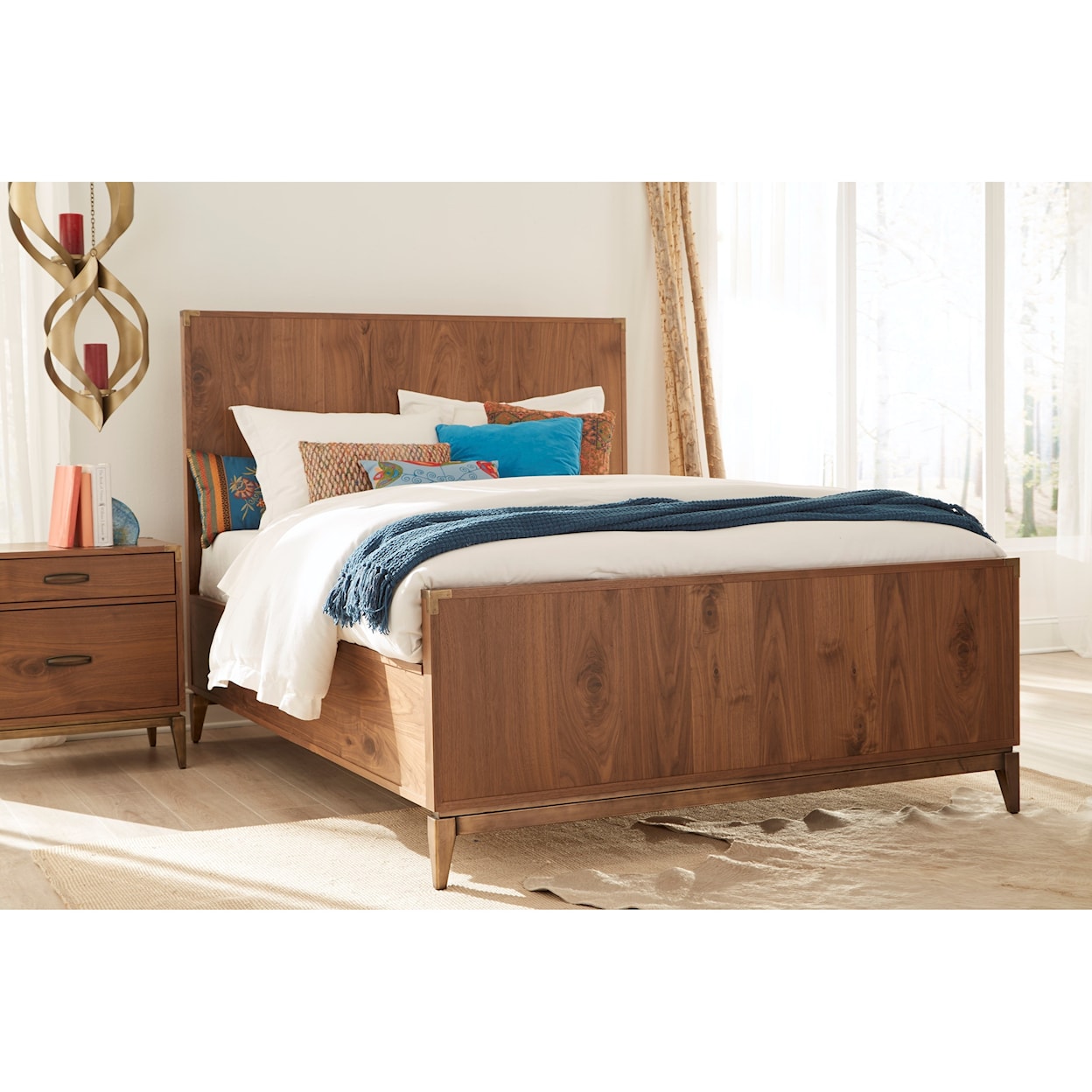 Modus International Adler Queen Panel Bed