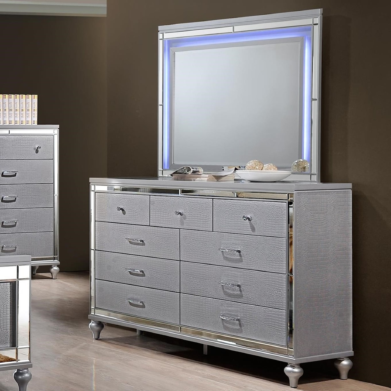 New Classic Furniture Valerie Dresser and Mirror Set