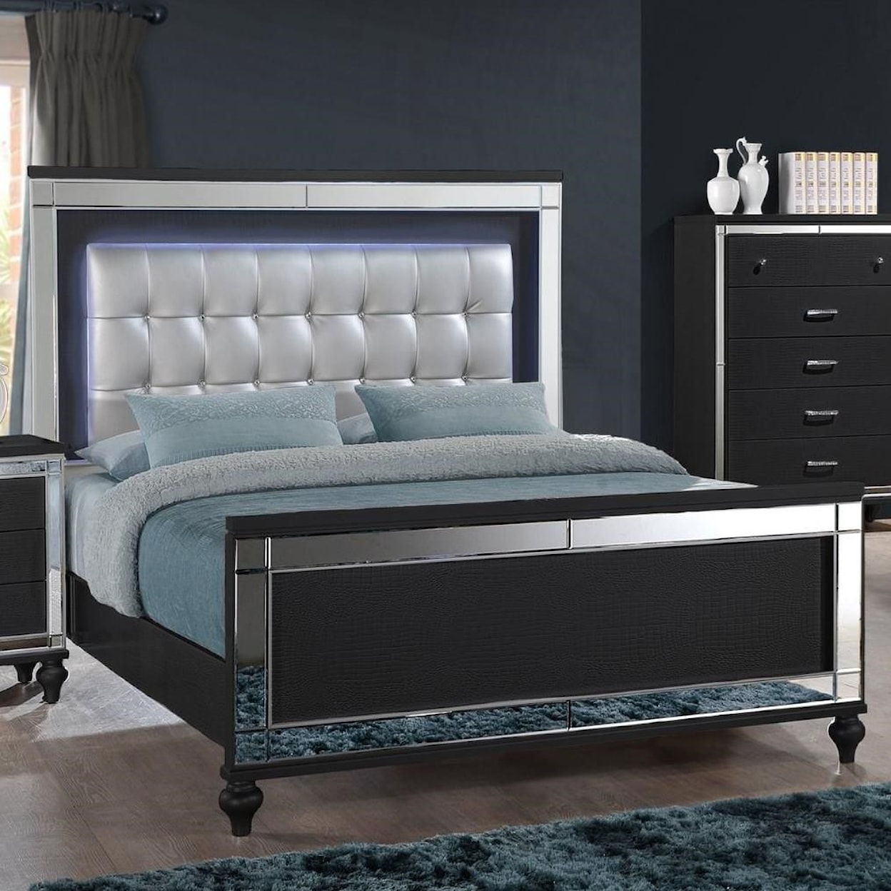 New Classic Milan MILAN BLACK QUEEN BED |