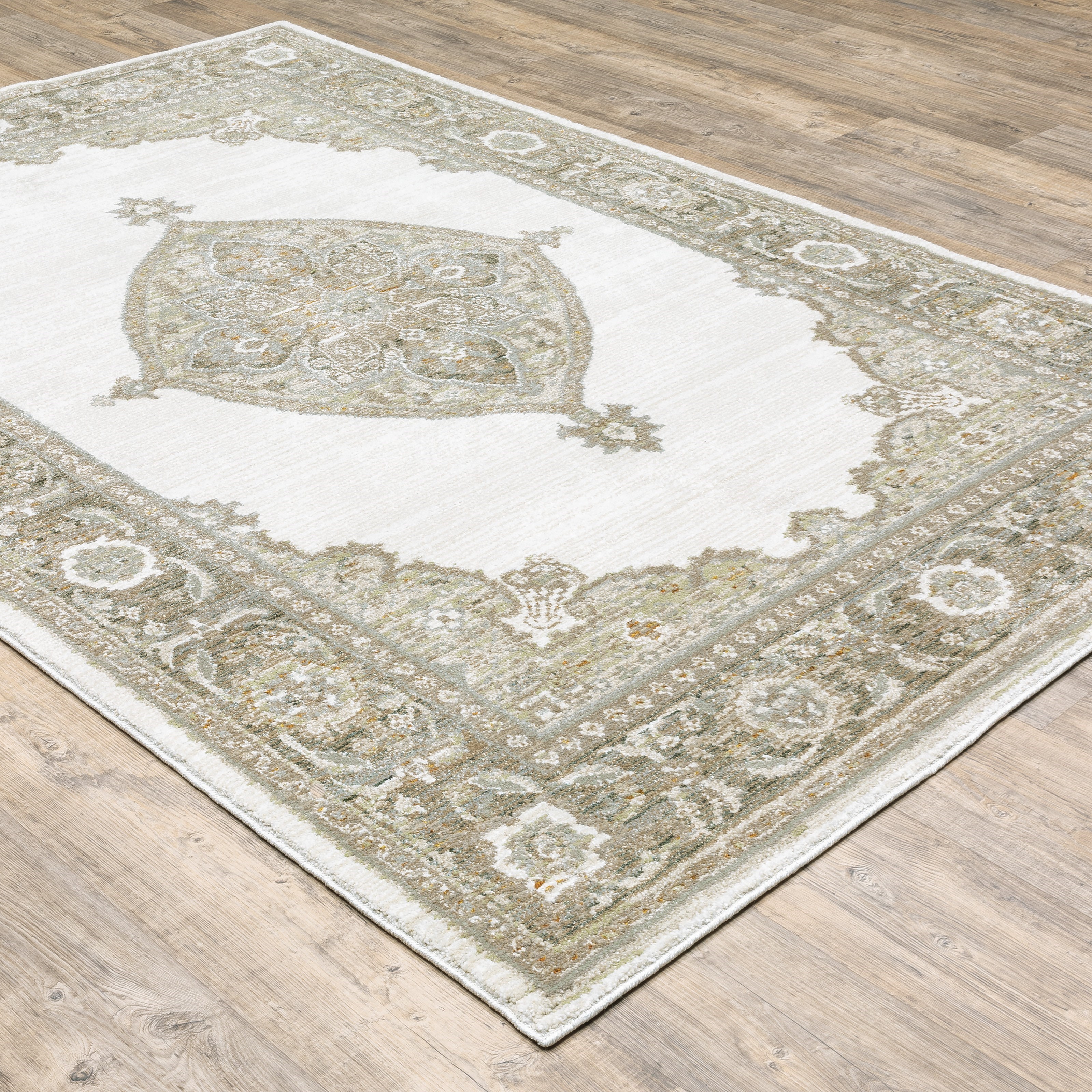 6' 7" X  9' 6" Rectangle Rug