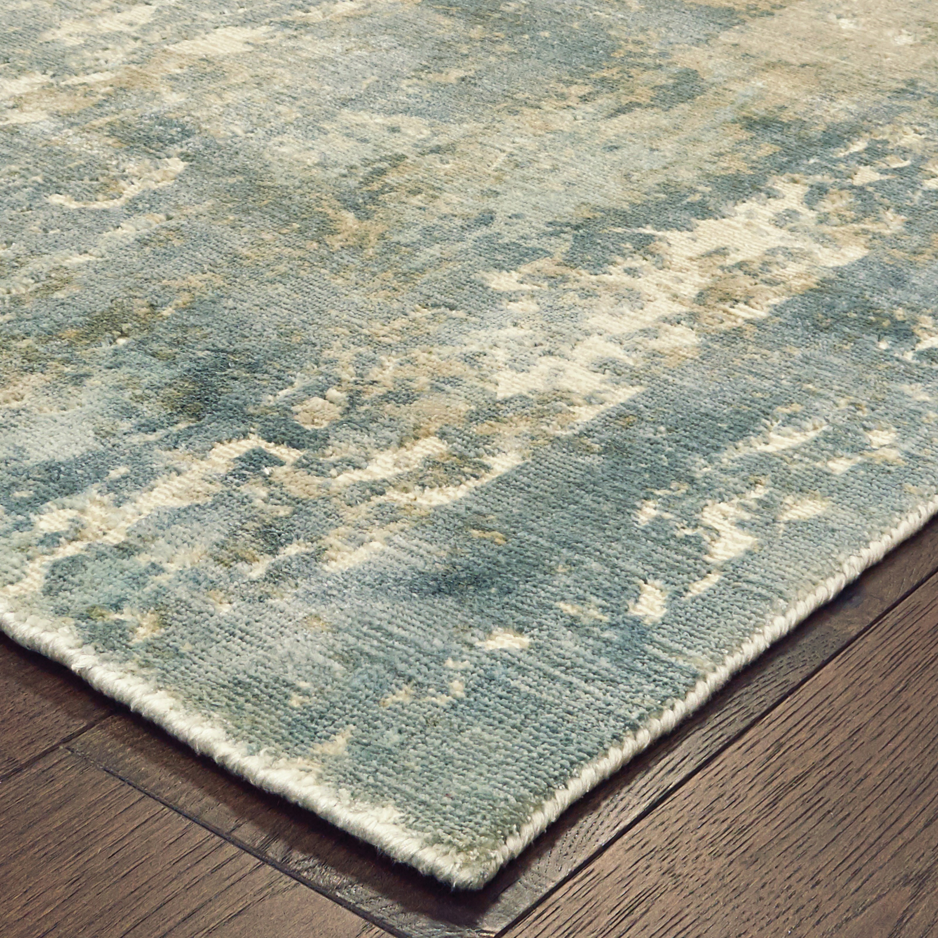 2' 6" X 10' Runner Rug