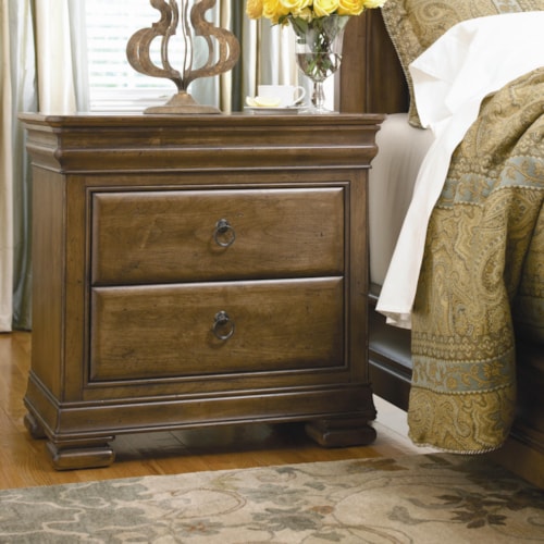 Traditional 3-Drawer Nightstand