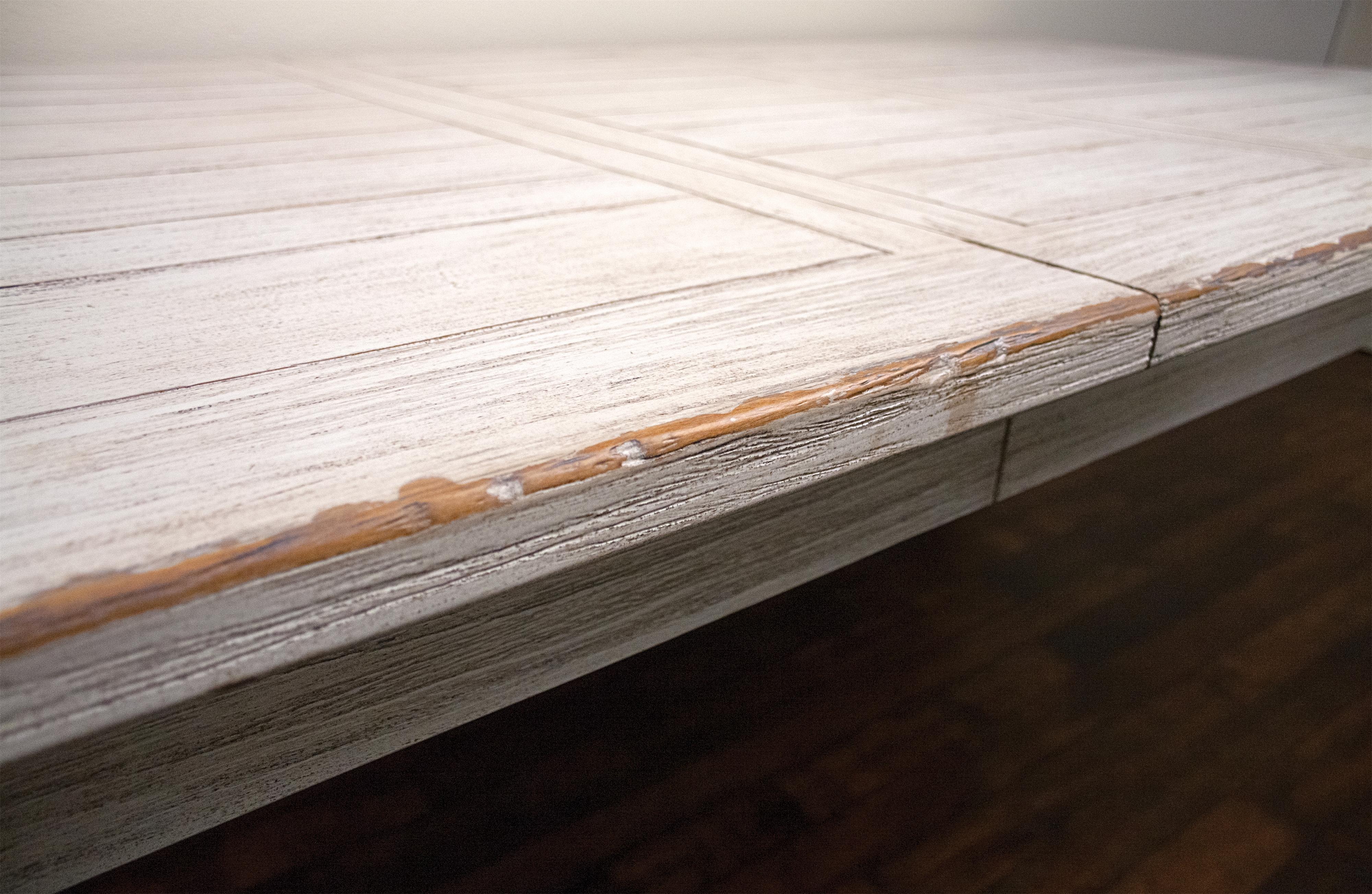 Riverside Furniture Aberdeen Rectangular Dining Table