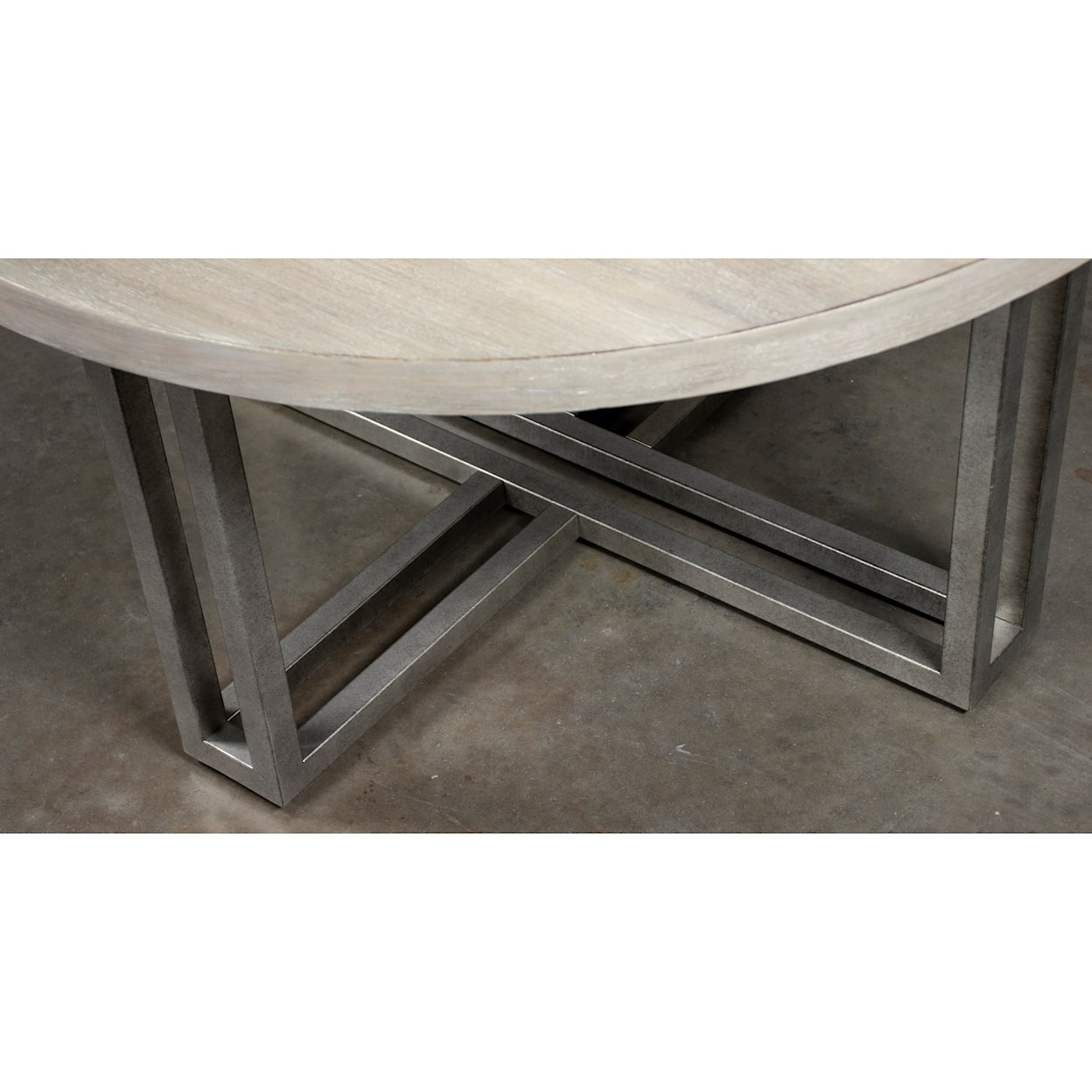 Riverside Furniture Adelyn Round Cocktail Table