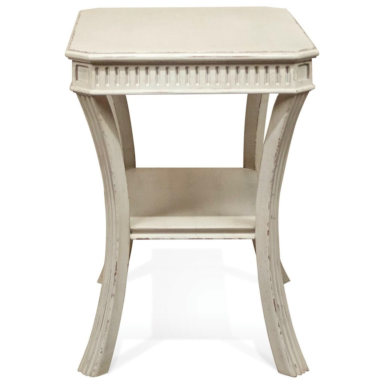 Riverside Furniture Huntleigh Rectangle Chairside Table