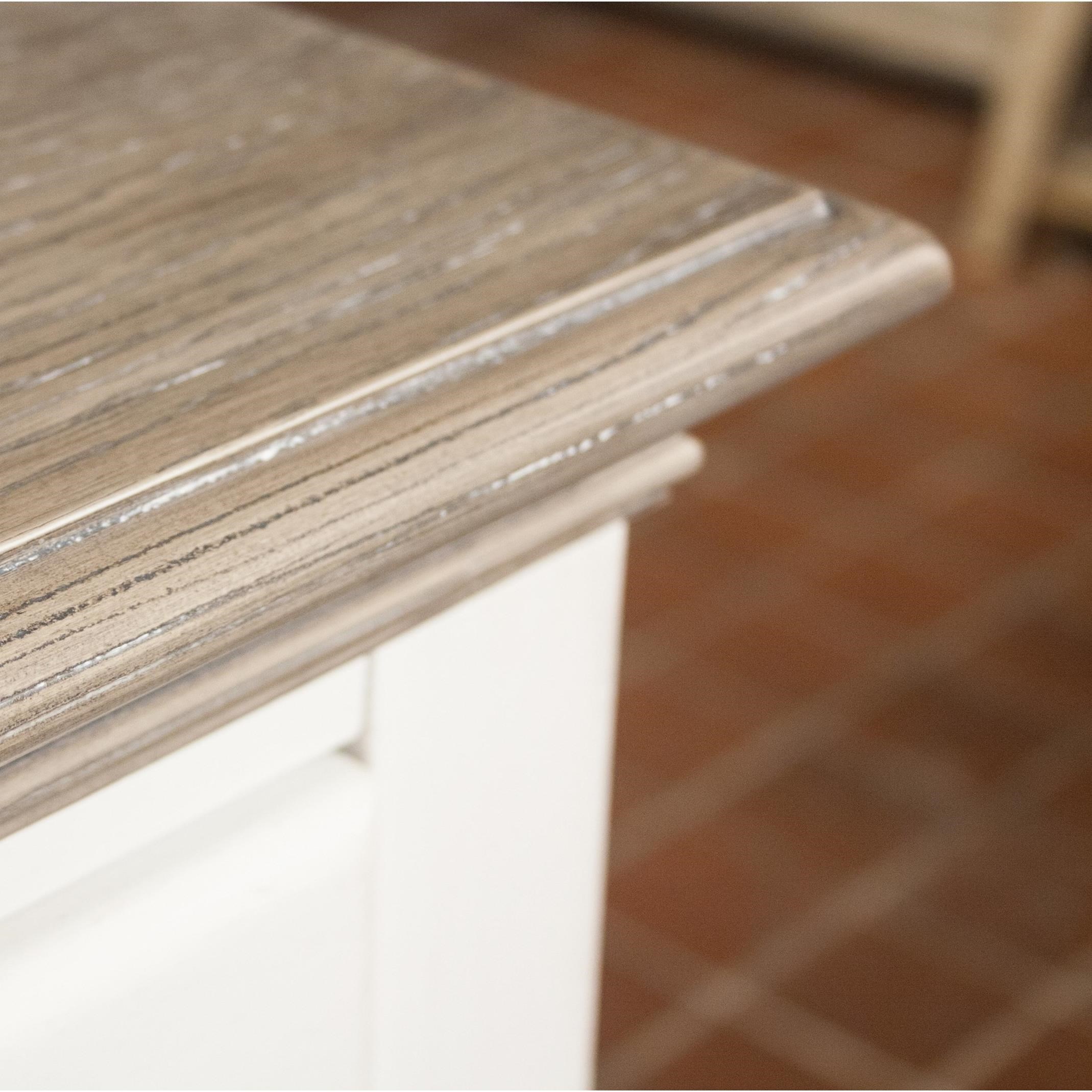 Riverside Furniture Myra 3-Drawer Nightstand