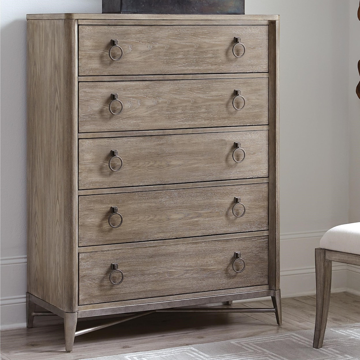 Riverside Furniture Sophie 5 Drawer Chest