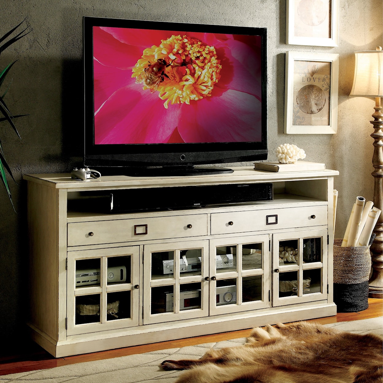 Riverside Furniture Sullivan 68-Inch TV Console