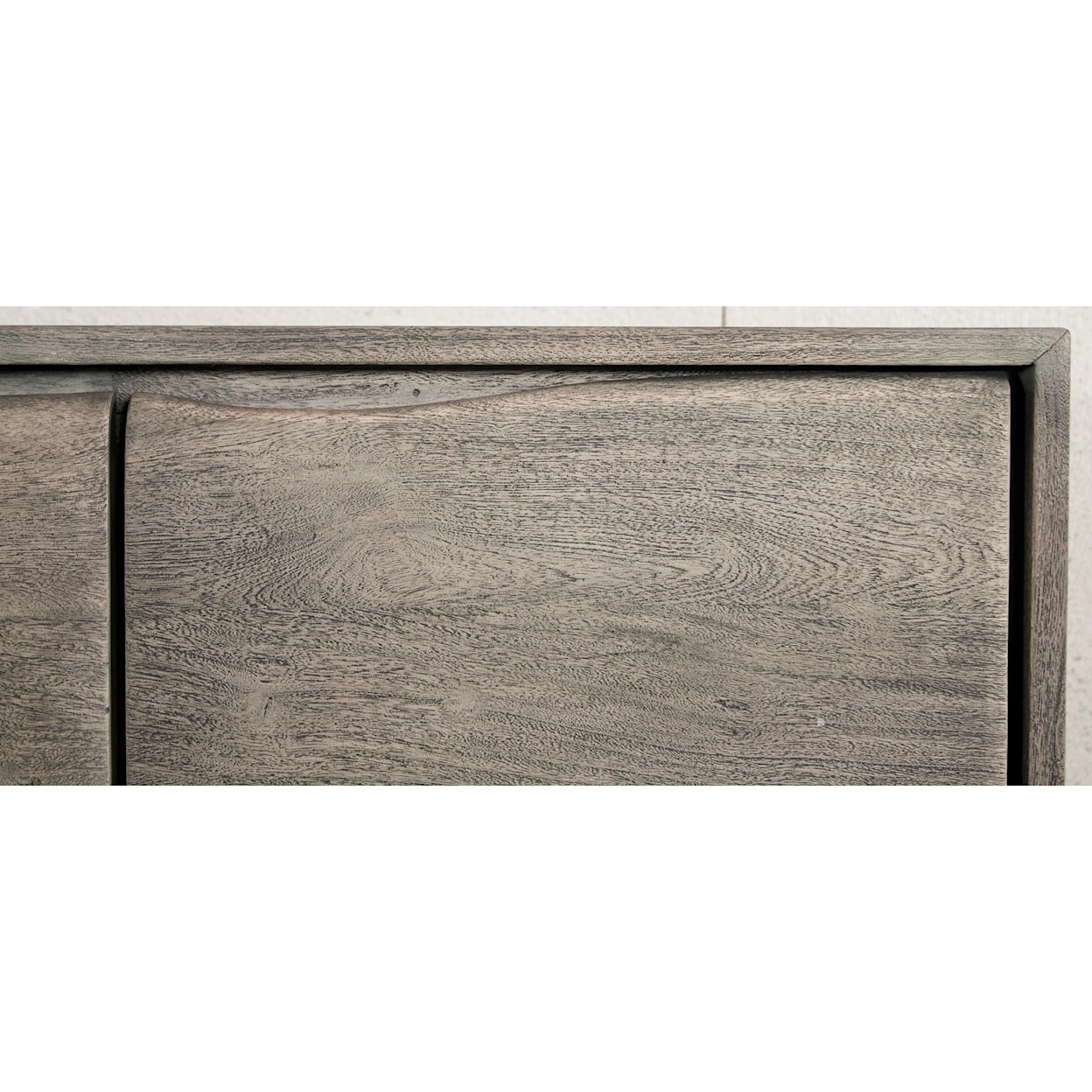 Riverside Furniture Waverly Sideboard