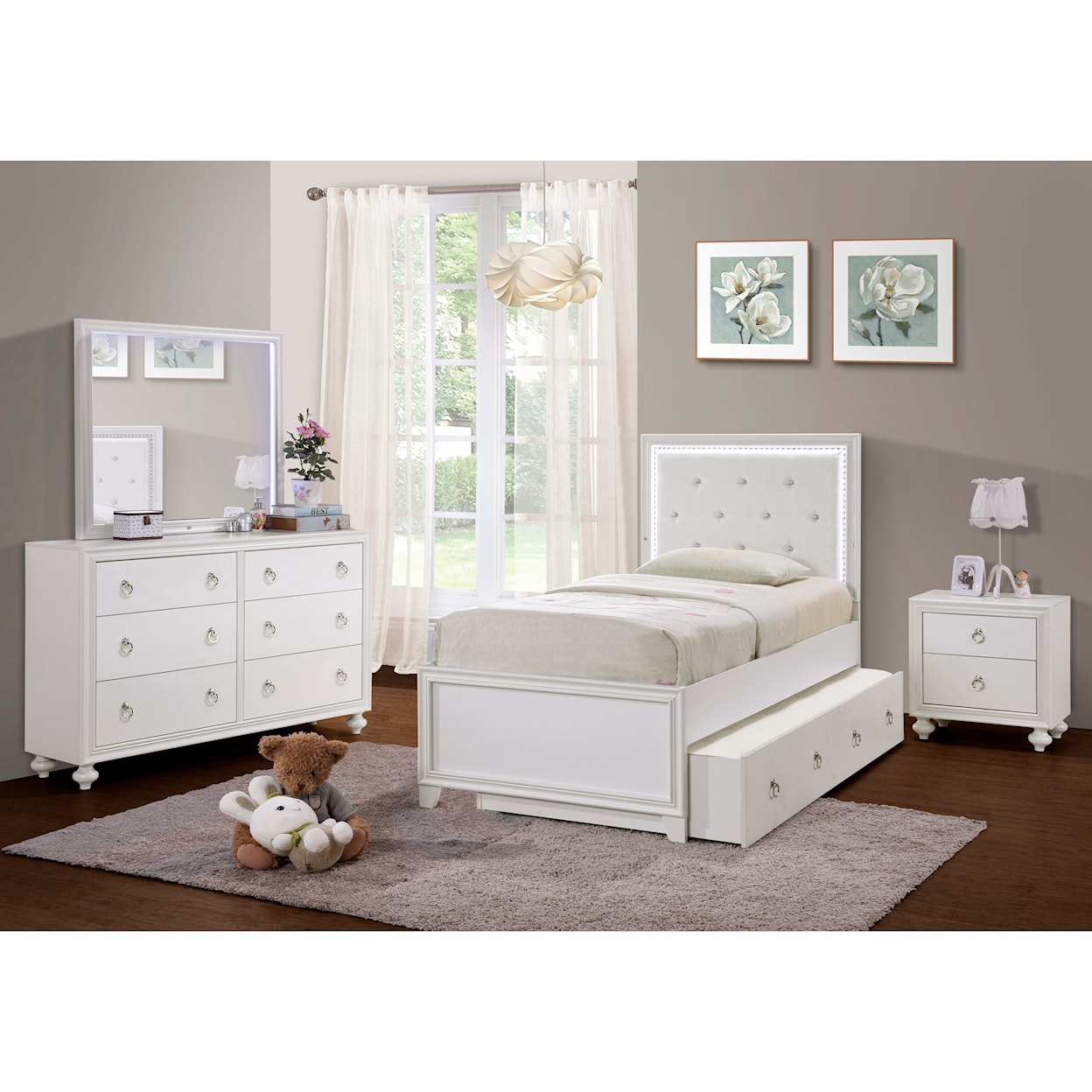 Samuel Lawrence Bella White Dresser and Mirror Set