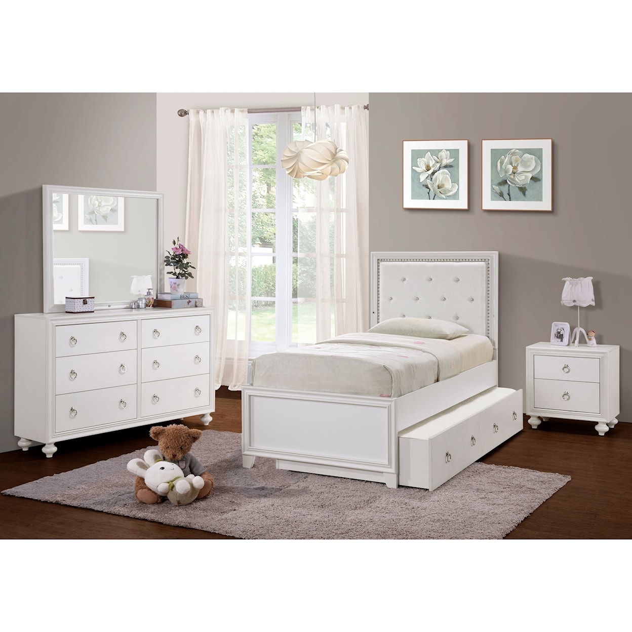 Samuel Lawrence Bella White Dresser and Mirror Set