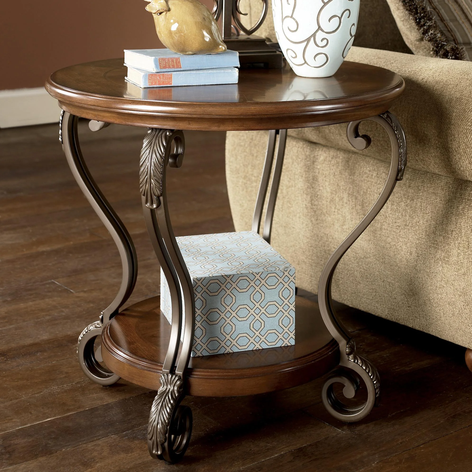 Signature Design by Ashley Furniture Nestor T517-6 Round End Table ...